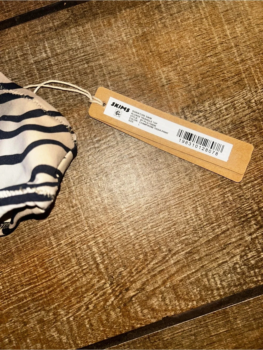 SKIMS SWIM PLUNGE TRIANGLE BIKINI TOP CHAMPAGNE TIGER PRINT sz LG